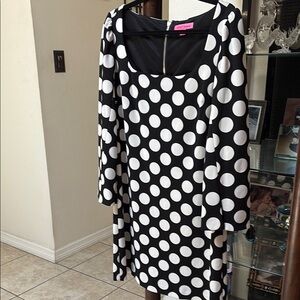 Betsey Johnson Black and White Polka Dot Long Sleeve Dress